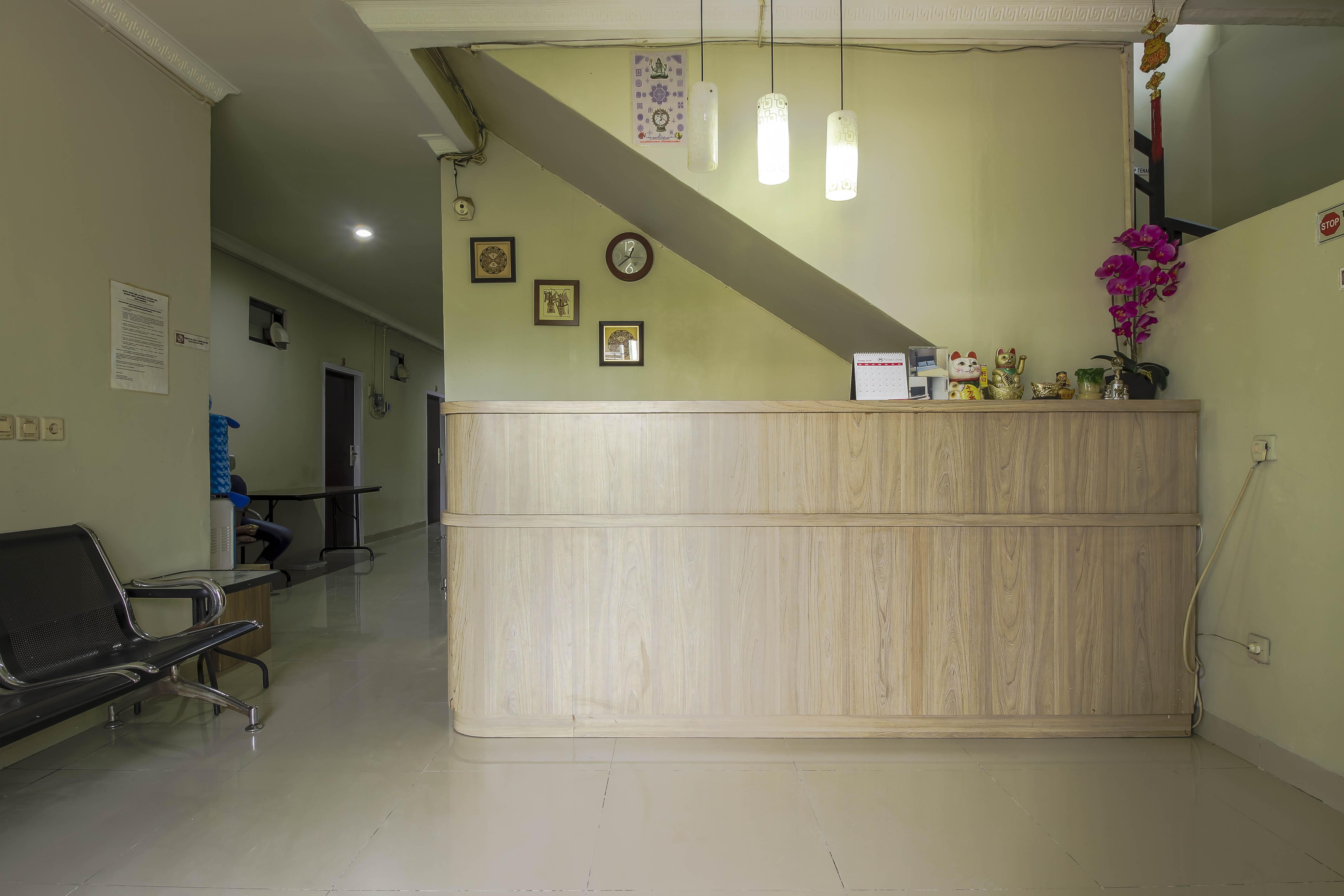 RedDoorz Syariah Plus near Lippo Cikarang Mall Bekasi Luaran gambar
