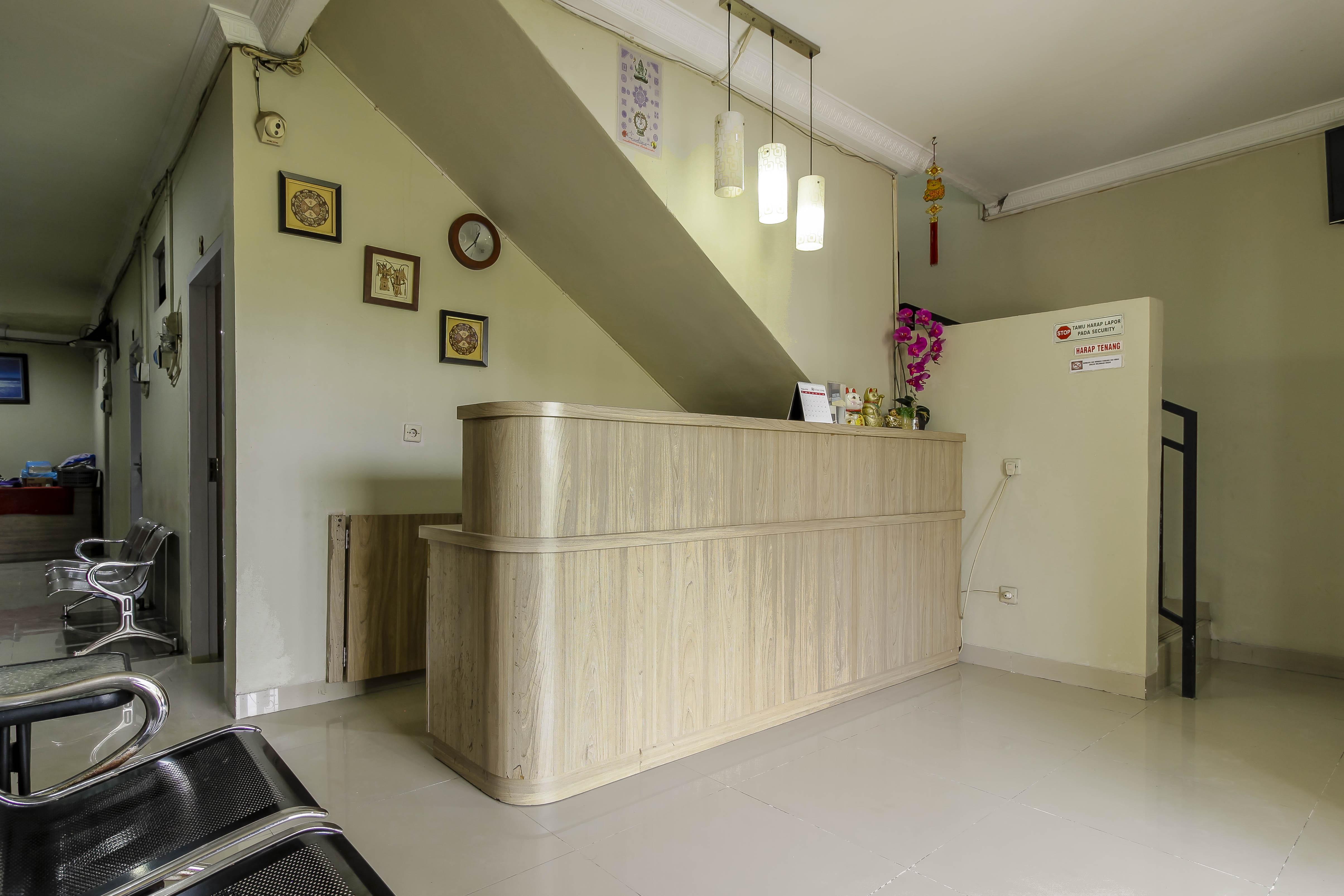 RedDoorz Syariah Plus near Lippo Cikarang Mall Bekasi Luaran gambar